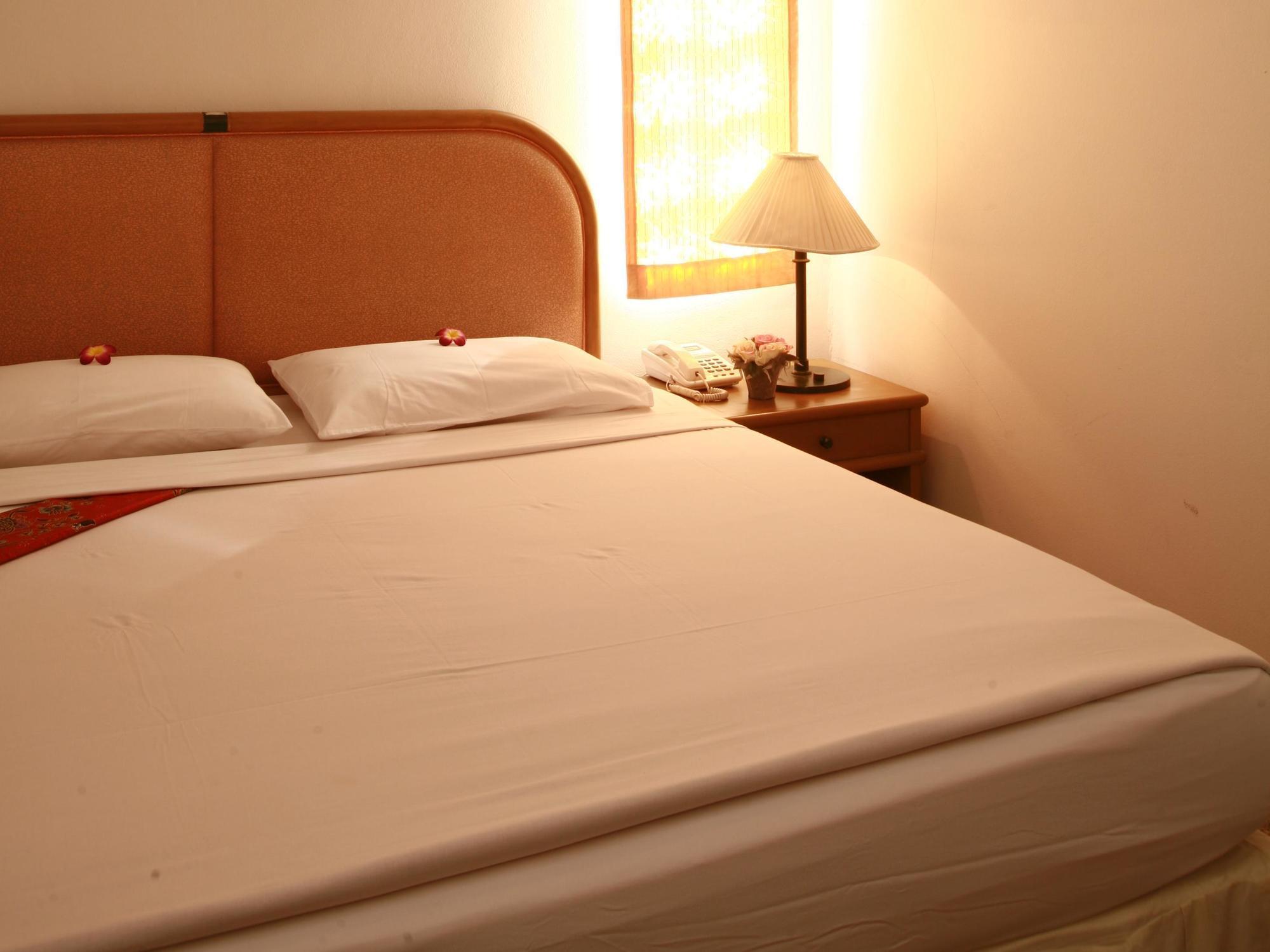 Regent Silom Hotel Bangkok Luaran gambar